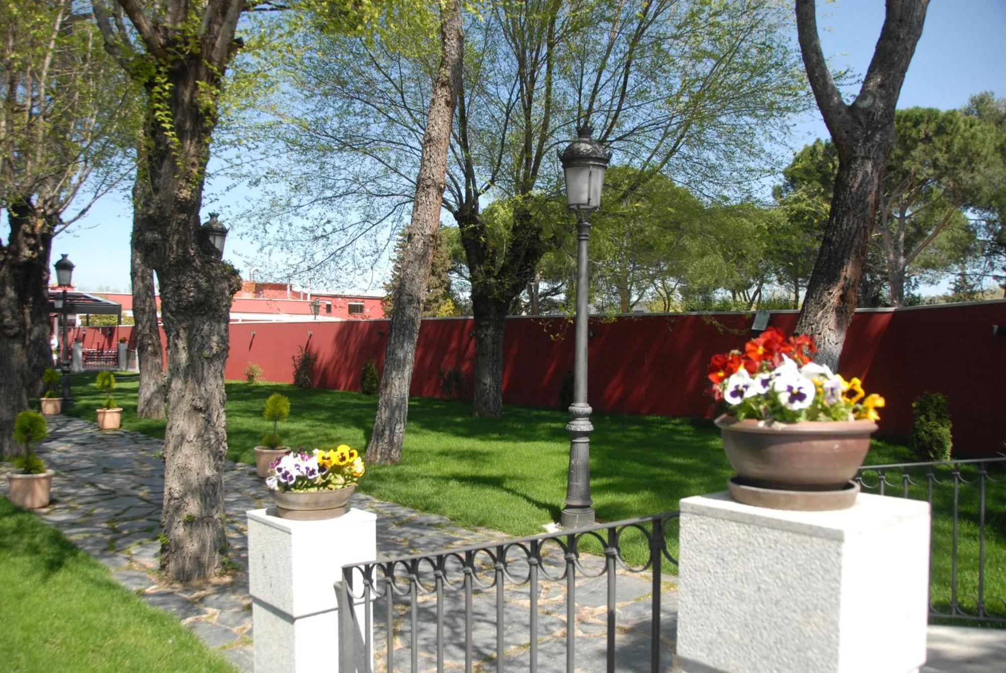 Hotel Casa Jose Diaz San Agustín de Guadalix Kültér fotó